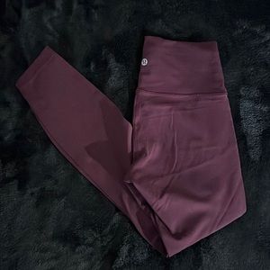 Lululemon wunder under